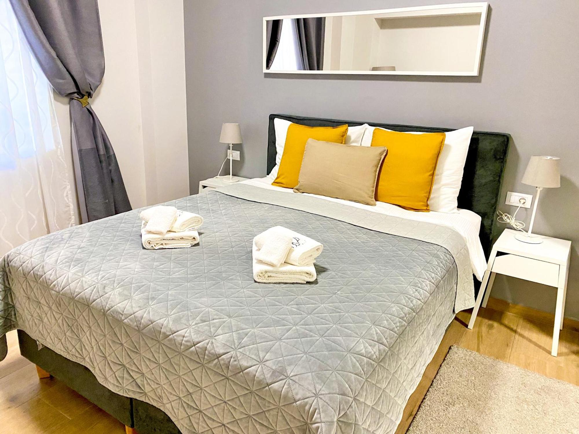 D&A City Center Apartments With Free Parking Póla Kültér fotó