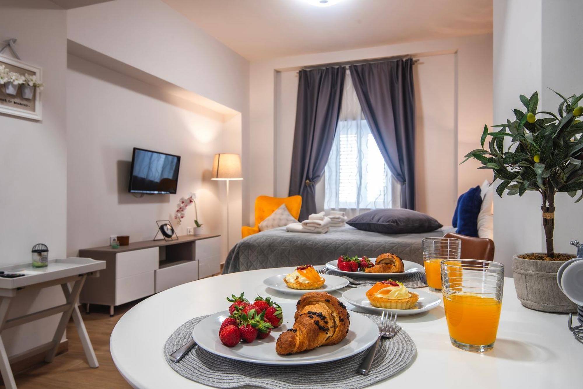 D&A City Center Apartments With Free Parking Póla Kültér fotó