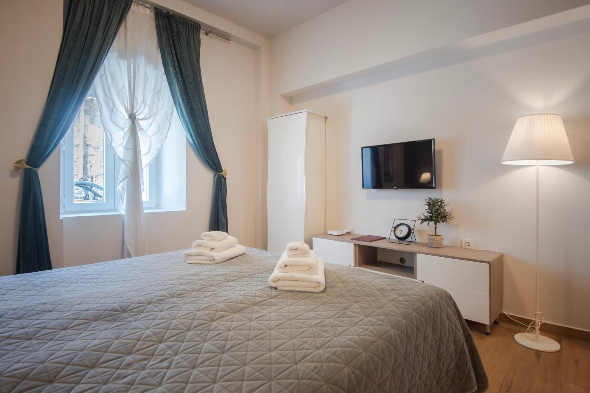 D&A City Center Apartments With Free Parking Póla Kültér fotó