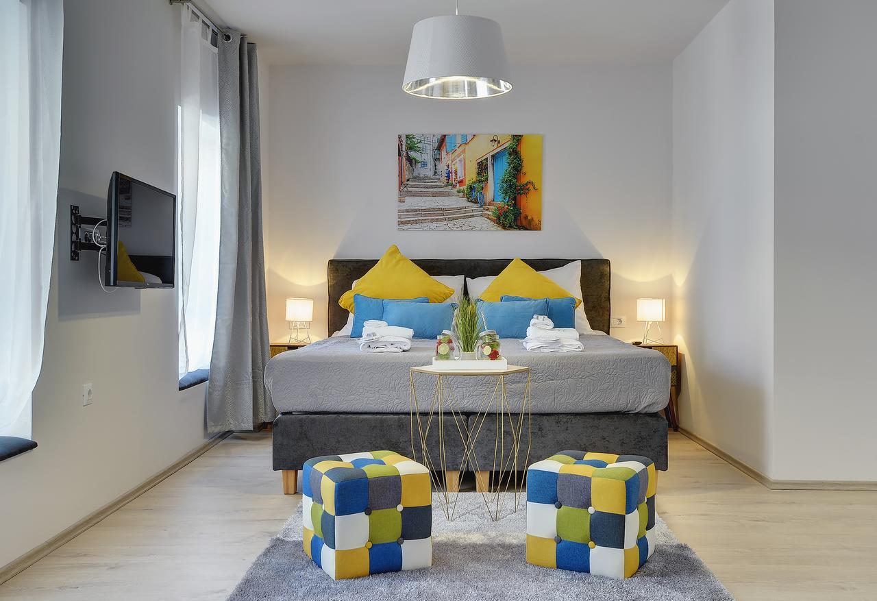 D&A City Center Apartments With Free Parking Póla Kültér fotó