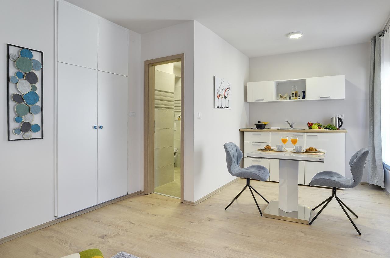 D&A City Center Apartments With Free Parking Póla Kültér fotó