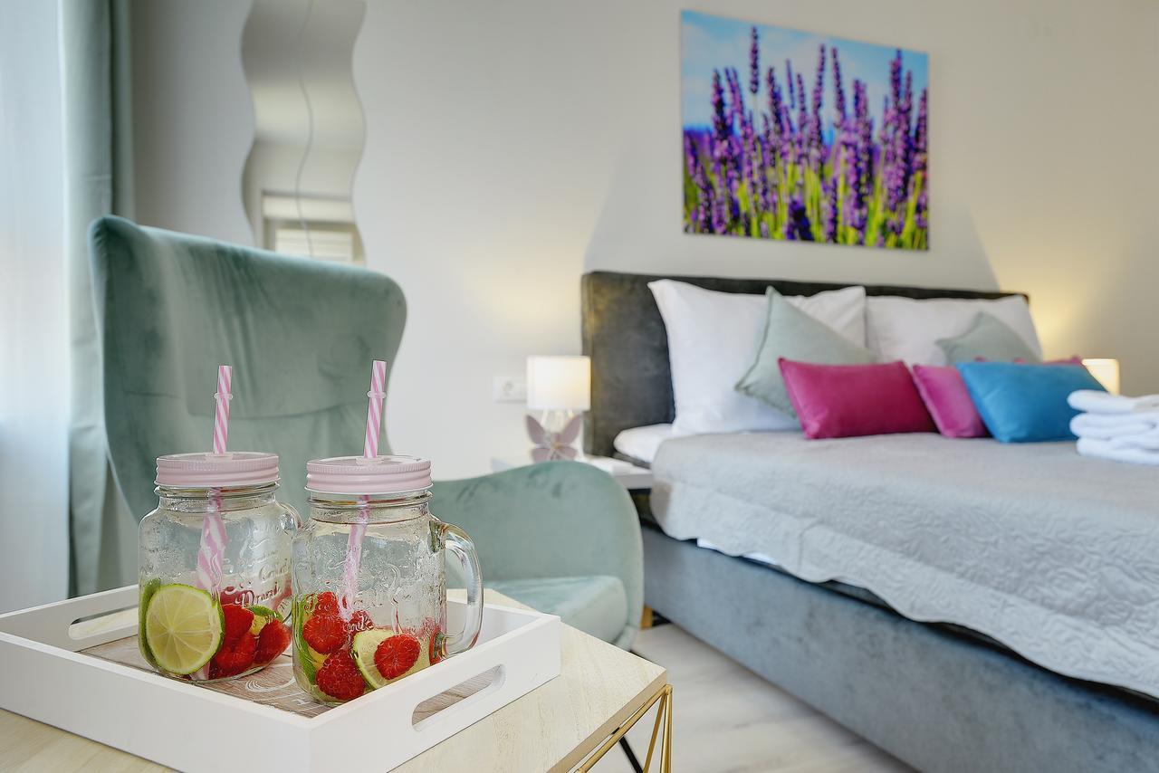 D&A City Center Apartments With Free Parking Póla Kültér fotó